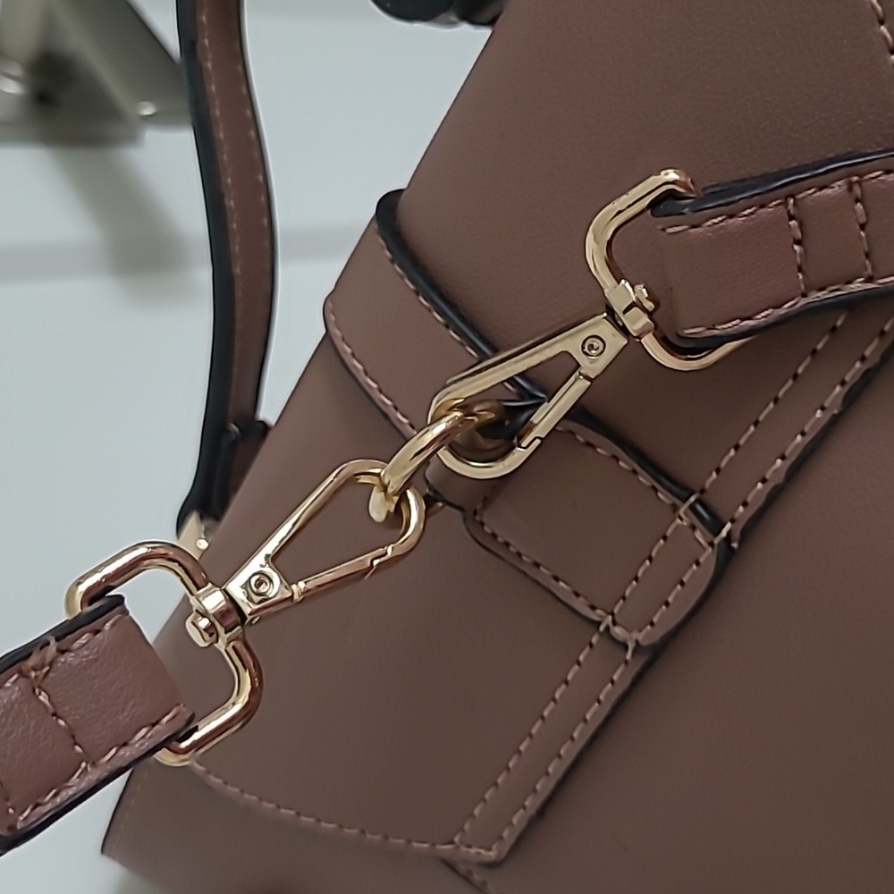 Isabelle backpack. - Picture 5 of 12